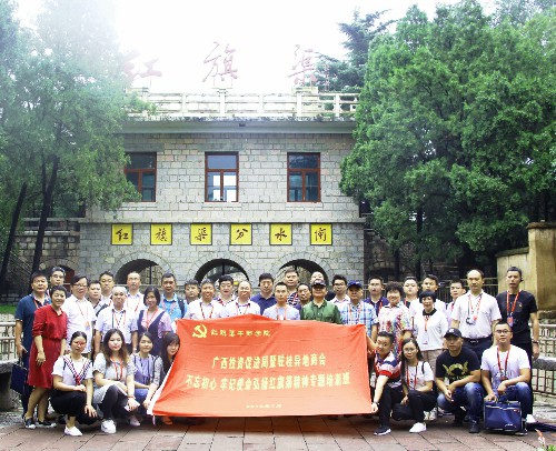 图片3 [最大宽度 176 最大高度 144] [最大宽度 176 最大高度 144].jpg